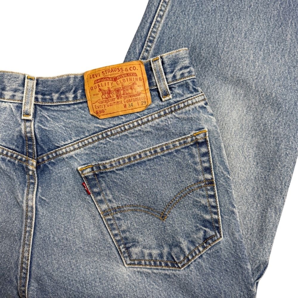 Vtg Levi's 550 Relaxed Fit Men's Jeans 31.5x28 Medium Wash Y2K 2001 Mexico‎ Made